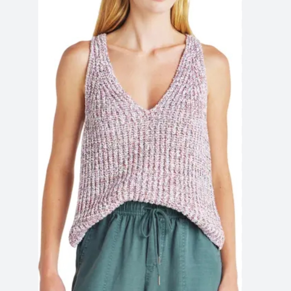 Splendid Pink knit V-Neck tank top